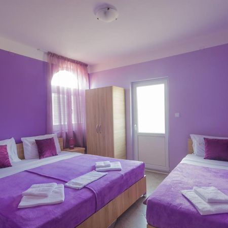 Apartments Astel Bar Luaran gambar