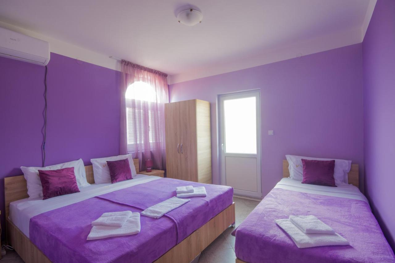 Apartments Astel Bar Luaran gambar