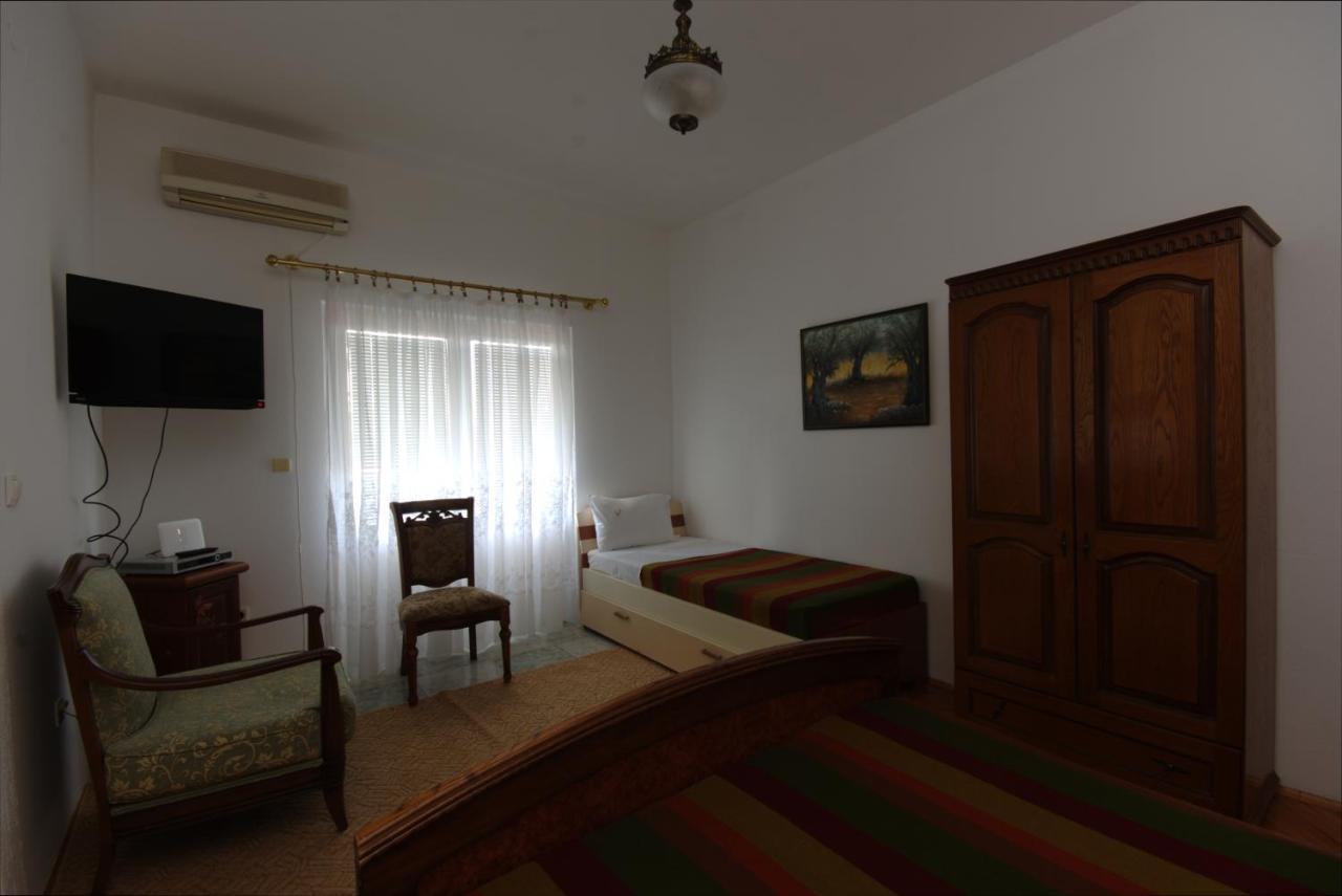 Apartments Astel Bar Luaran gambar