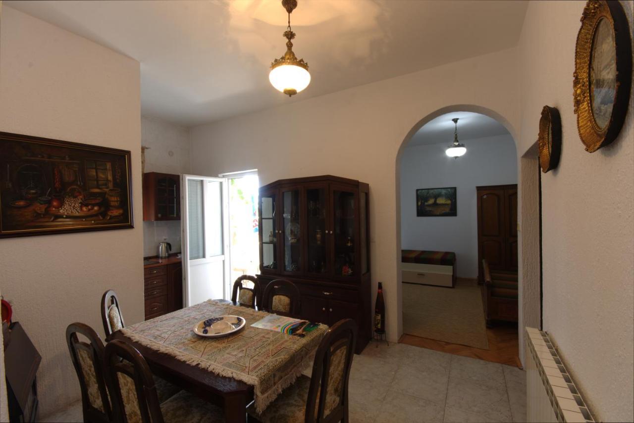 Apartments Astel Bar Luaran gambar