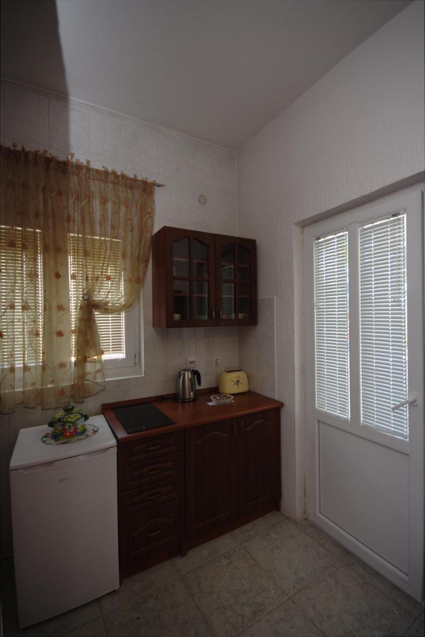 Apartments Astel Bar Luaran gambar