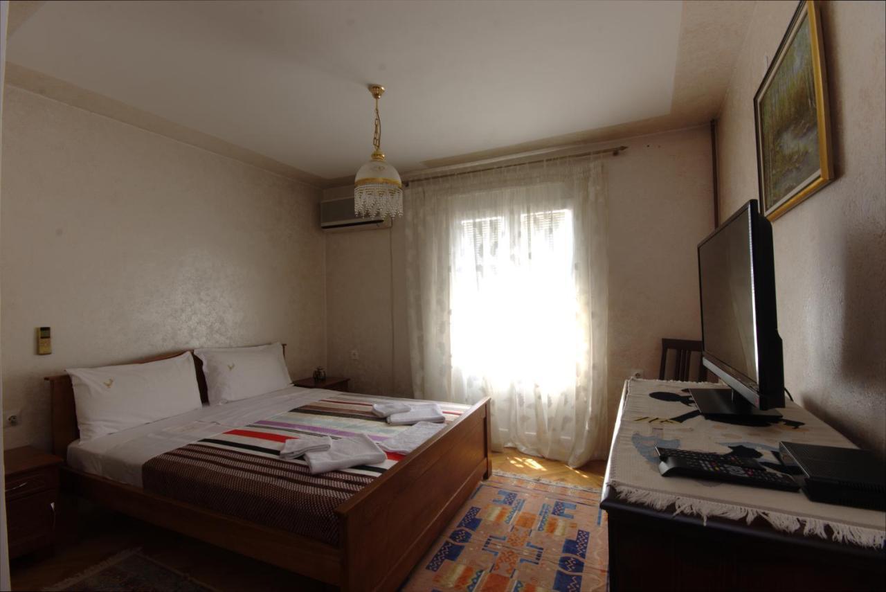 Apartments Astel Bar Luaran gambar