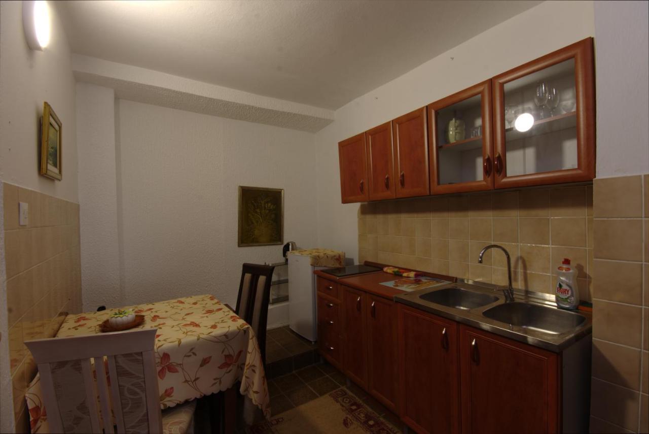 Apartments Astel Bar Luaran gambar