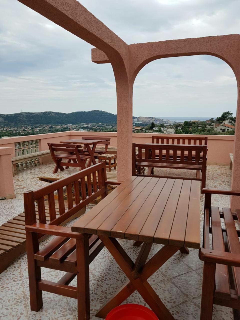 Apartments Astel Bar Luaran gambar